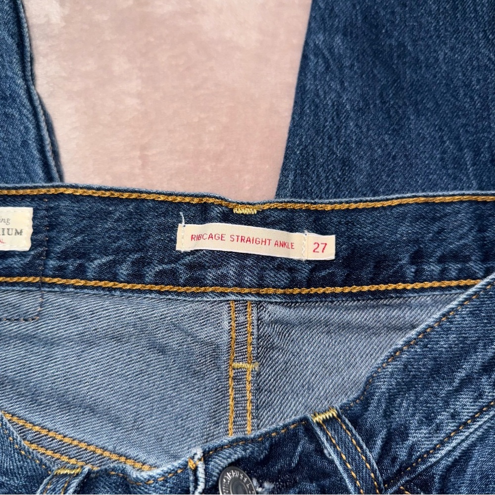 Levi’s ribcage straight ankle fray Jean 27/L25/1/2 - Picture 7 of 13